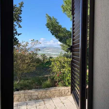 Lovely House With Amazing Sea View Holiday home *
